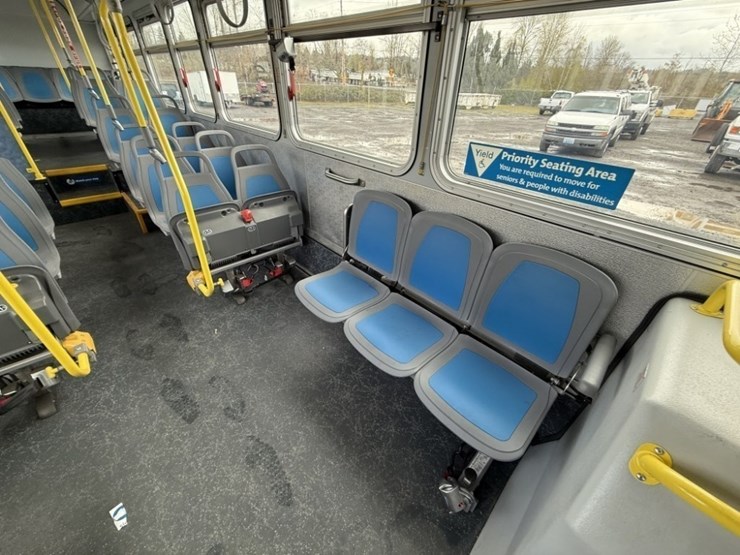 2012-gillig-40'-electric-transit-bus-image-20