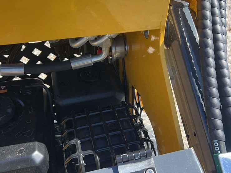 2026-sdlanch-dll60-mini-skid-steer-image-14