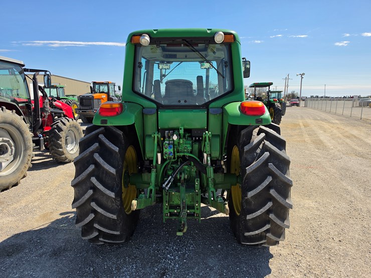 2009-john-deere-6330-image-11