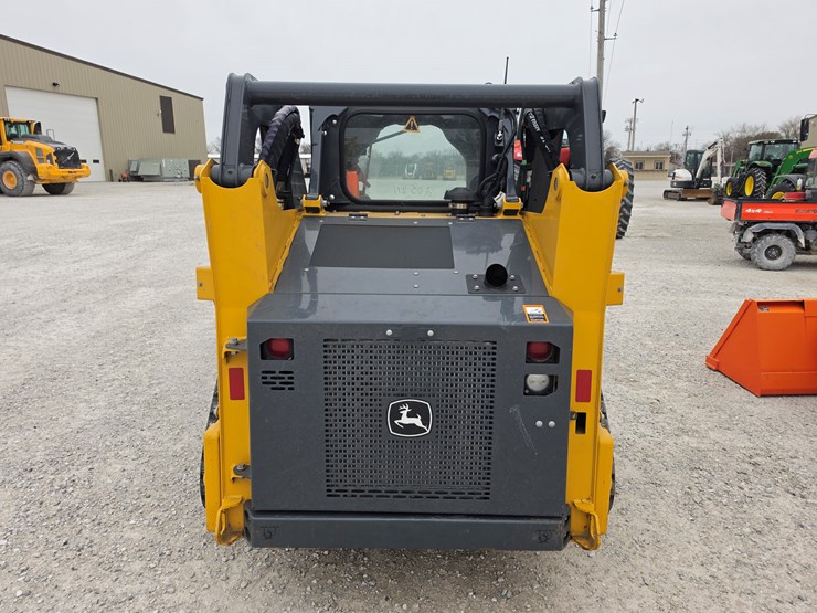 2023-deere-317g-image-17