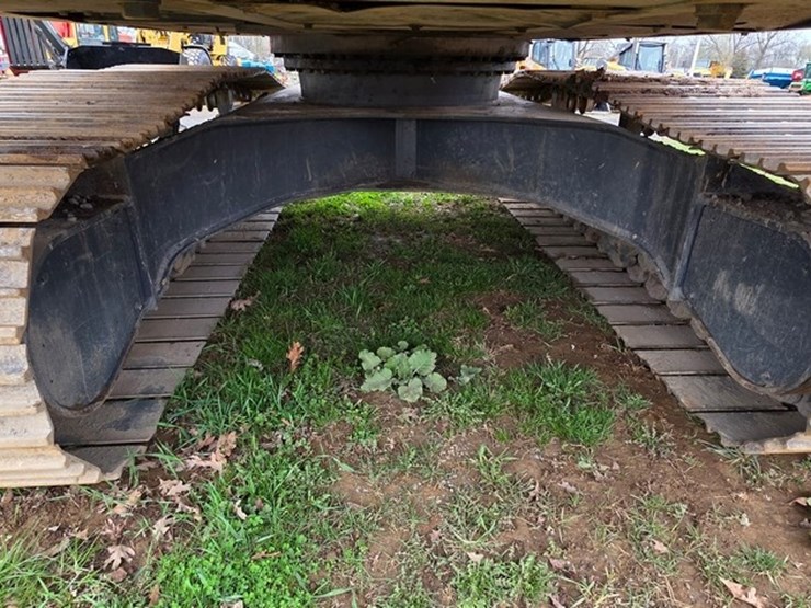 2012-komatsu-pc200-lc-8-image-24