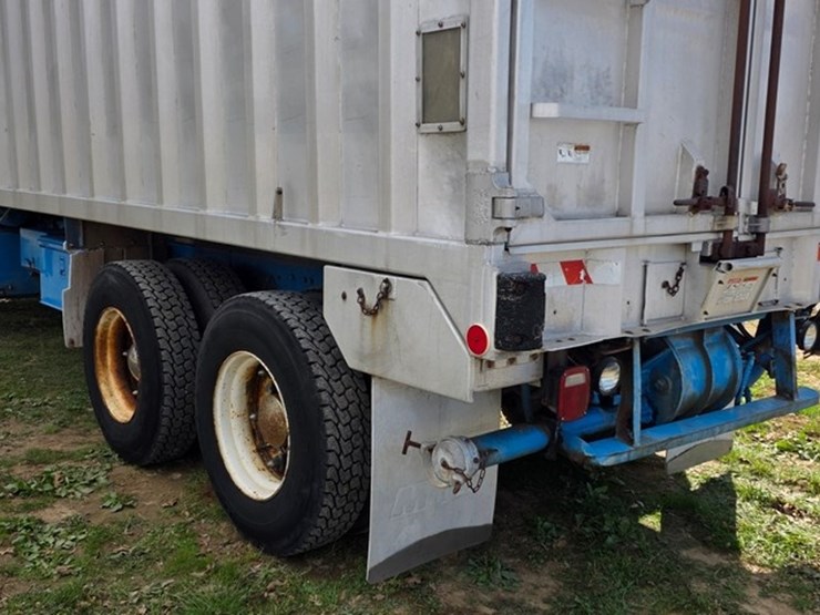 1991-ford-l9000-image-20