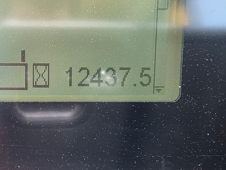 2012-caterpillar-d6t-xl-image-96