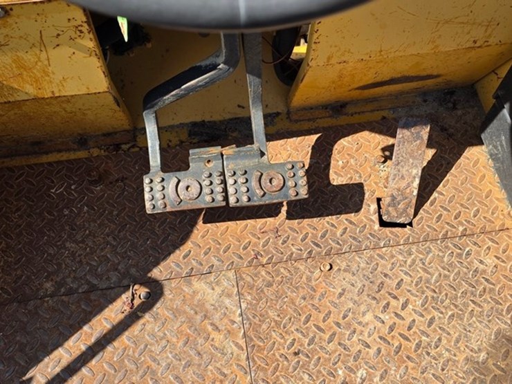 1999-deere-486e-image-43