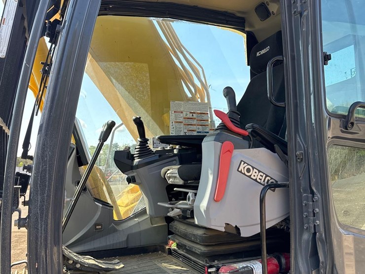 2023-kobelco-sk210-lc-11-image-28