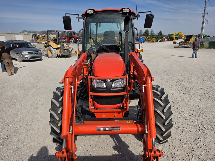 2022-kubota-m7060-image-4