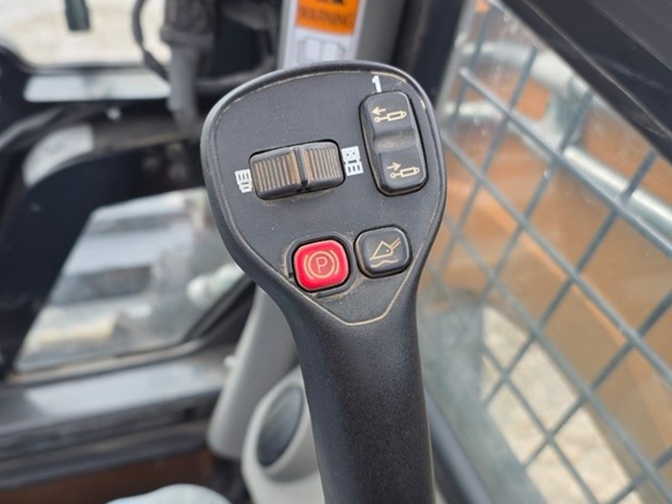 2022-case-tr340b-image-56