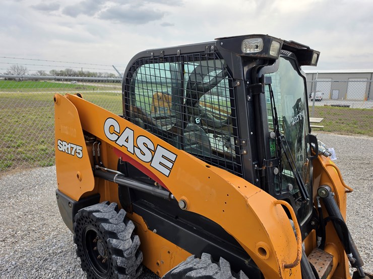 2017-case-sr175-image-21