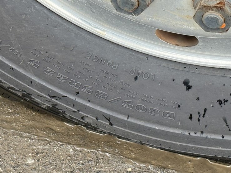 2012-gillig-40'-electric-transit-bus-image-10