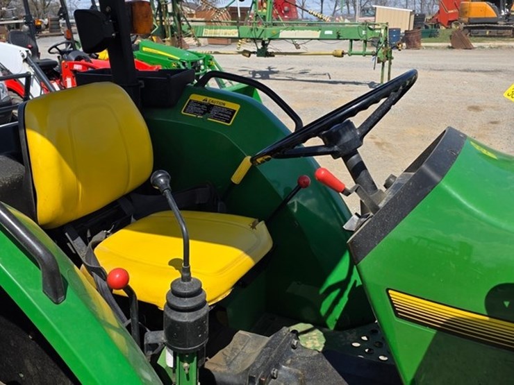 1995-john-deere-5200-image-44