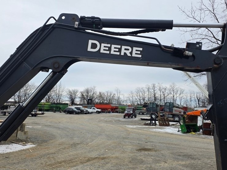 2019-deere-50g-image-43