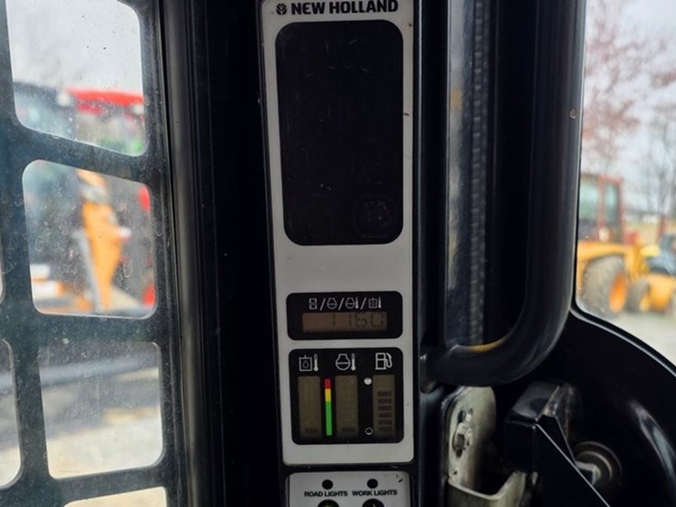 2008-new-holland-c185-image-58