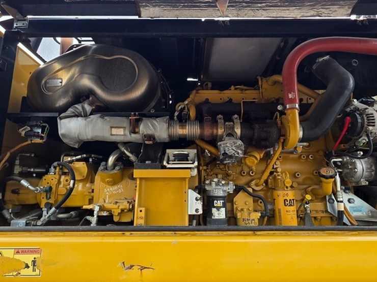 2018-caterpillar-m322f-image-56