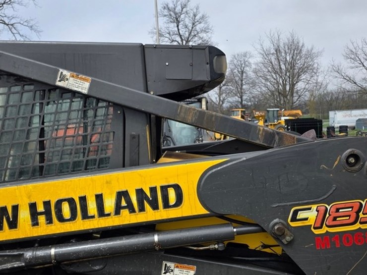 2010-new-holland-c185-image-26