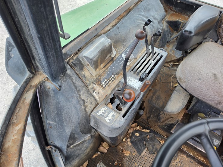 1977-john-deere-4030-image-11