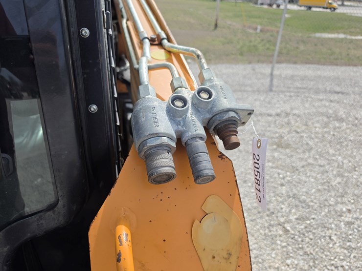 2017-case-sr175-image-6