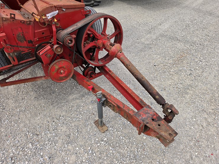 massey-ferguson-15-image-2