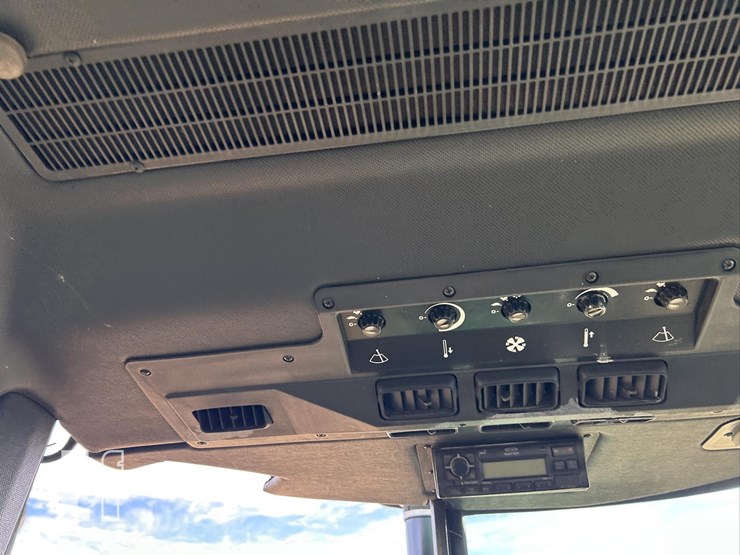 john-deere-4440-image-46