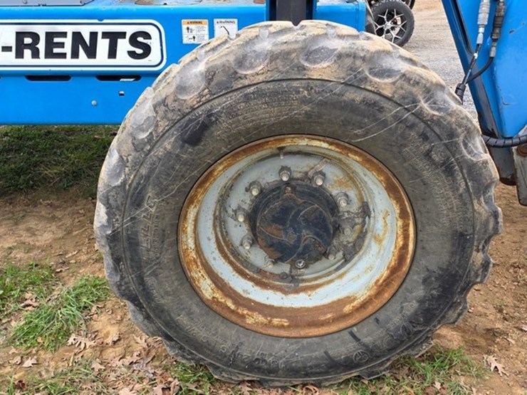 2011-genie-gth844-image-26