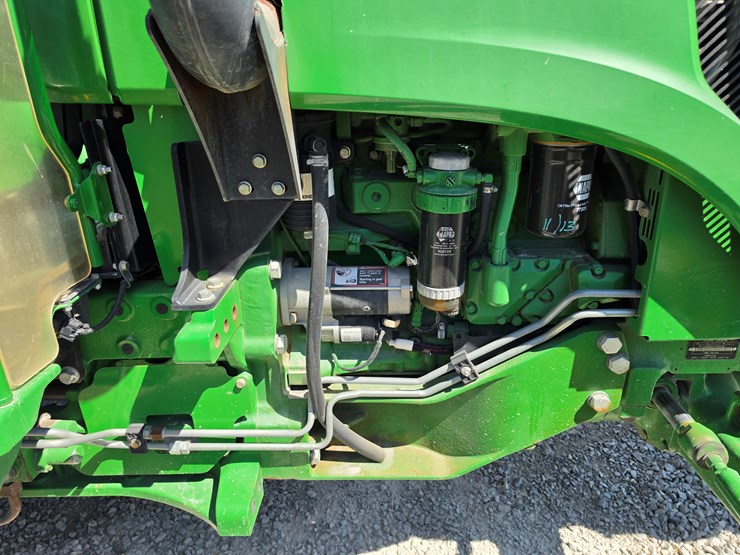 2014-john-deere-5085m-image-5
