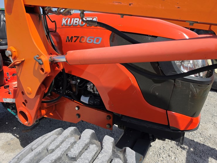 kubota-m7060-image-8