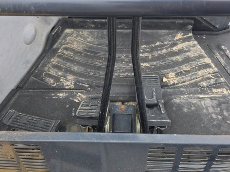 2019-deere-50g-image-56