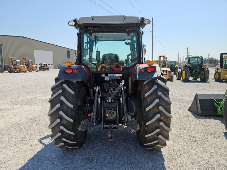 2019-massey-ferguson-6713-image-9