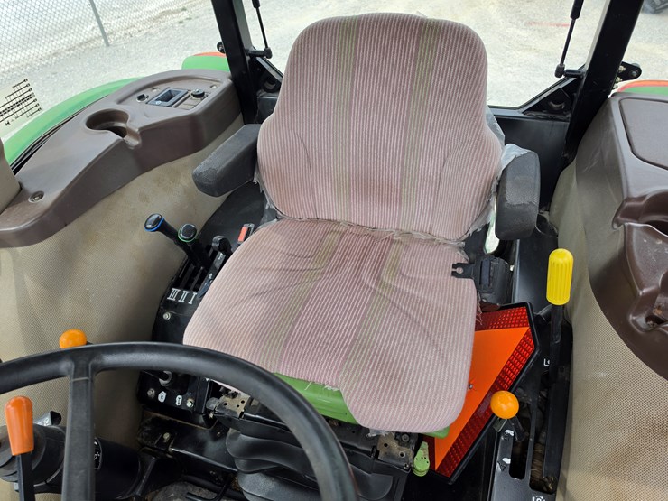 2009-john-deere-6115d-image-18