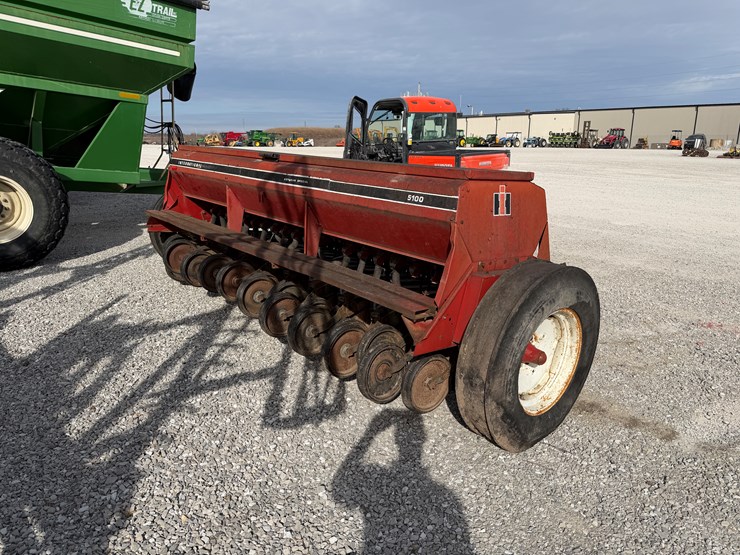 international-5100-image-5