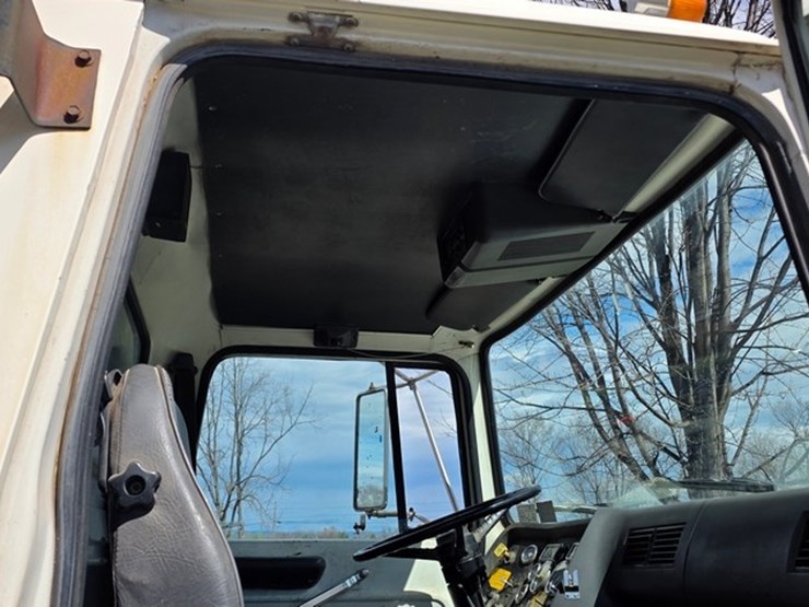 1991-ford-l9000-image-57