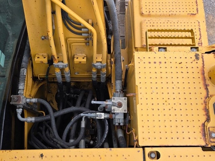 2010-caterpillar-312d-image-61