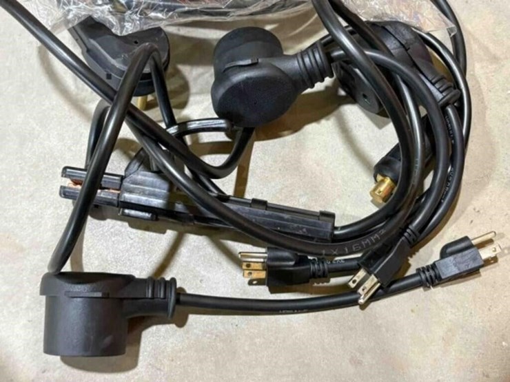 assort-of-220-plugs---splitter-image-4