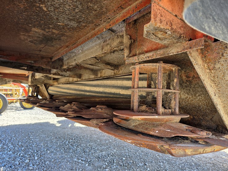 1999-hesston-1340-image-9