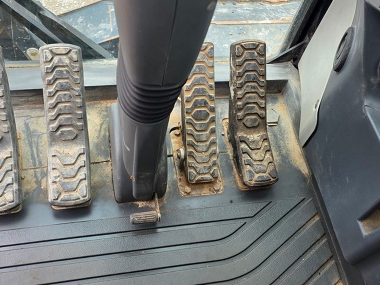 2018-caterpillar-m322f-image-72