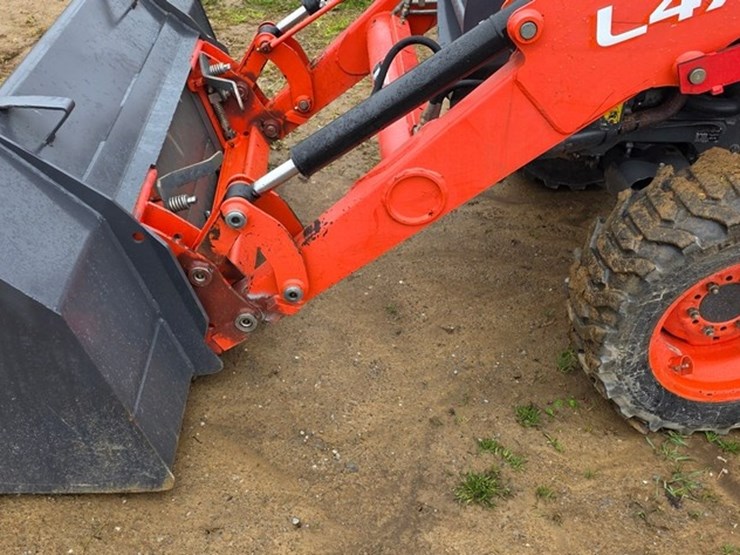 2018-kubota-l47-image-41