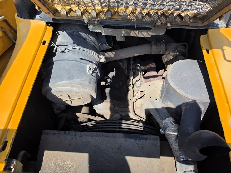 2002-john-deere-260-image-16