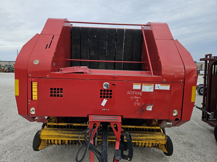 2008-new-holland-br7090-image-3