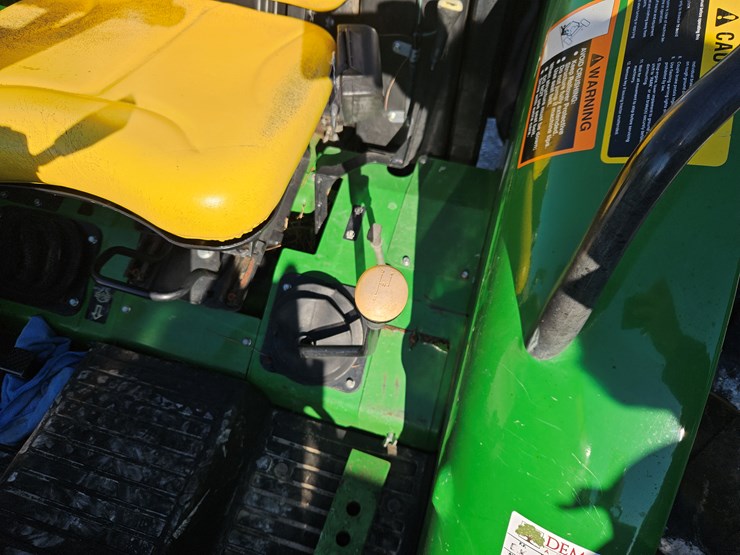 2018-john-deere-5075e-image-16