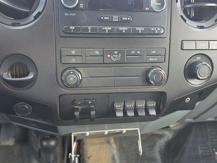 2014-ford-f350-image-61