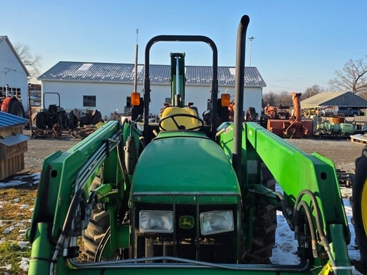 john-deere-5320-image-39
