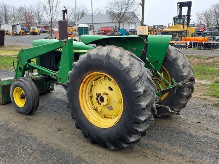 john-deere-2630-image-4