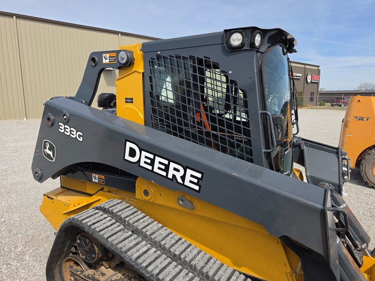 2018-deere-333g-image-13