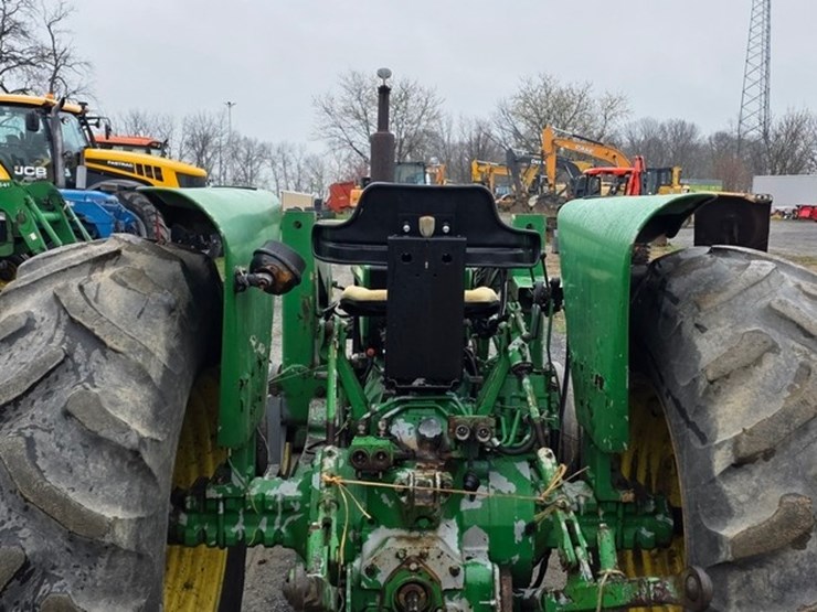 john-deere-2630-image-17
