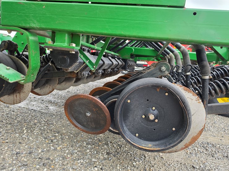 2007-john-deere-1590-image-15