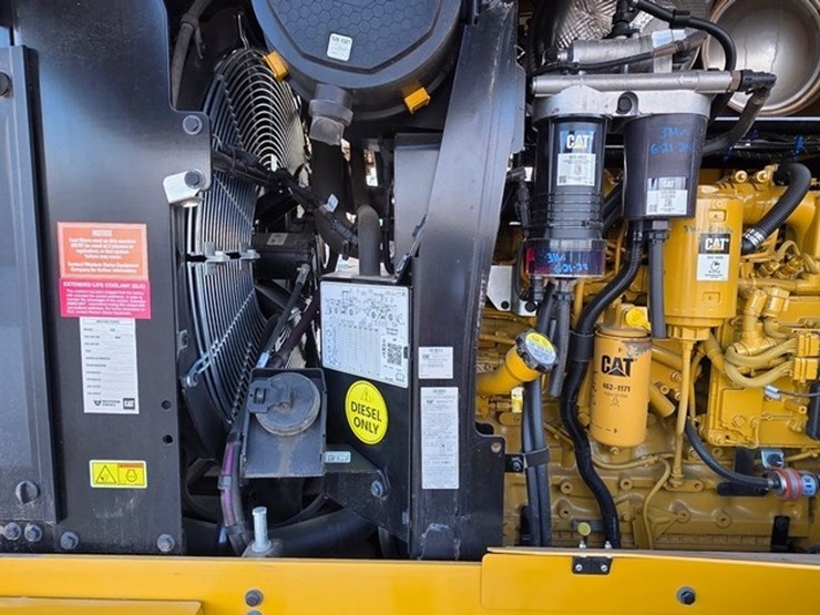 2024-caterpillar-930-image-56