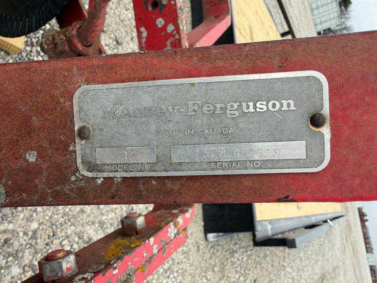 massey-ferguson-43-image-2