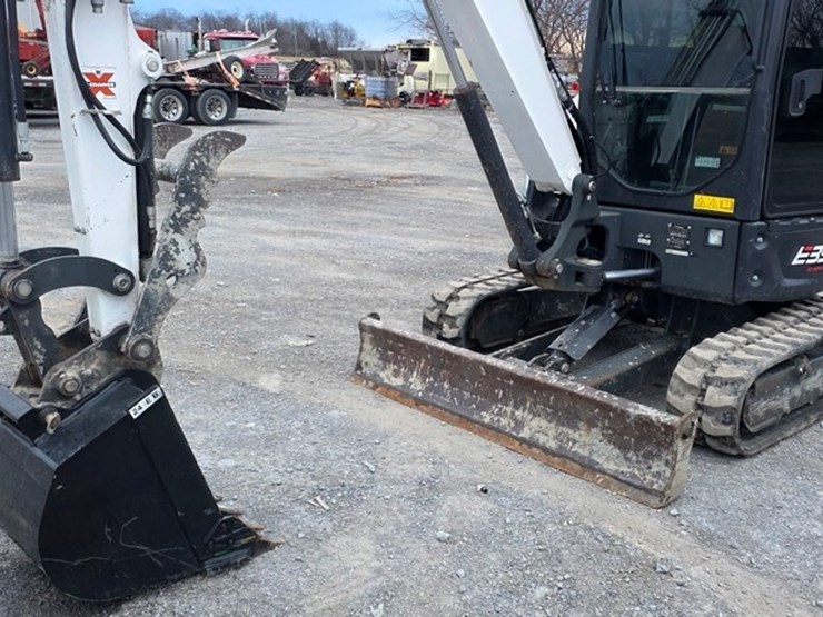 2022-bobcat-e35i-image-6