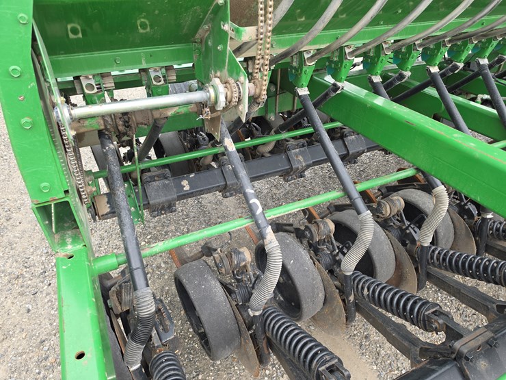 2007-john-deere-1590-image-16