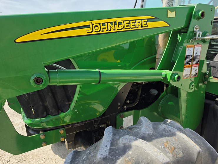 2009-john-deere-5101e-image-24