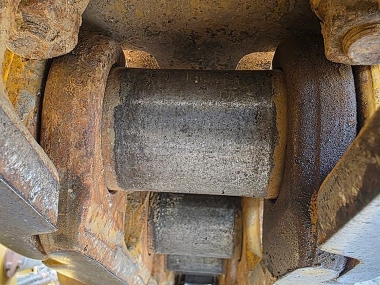 2021-caterpillar-d5-lgp-image-36